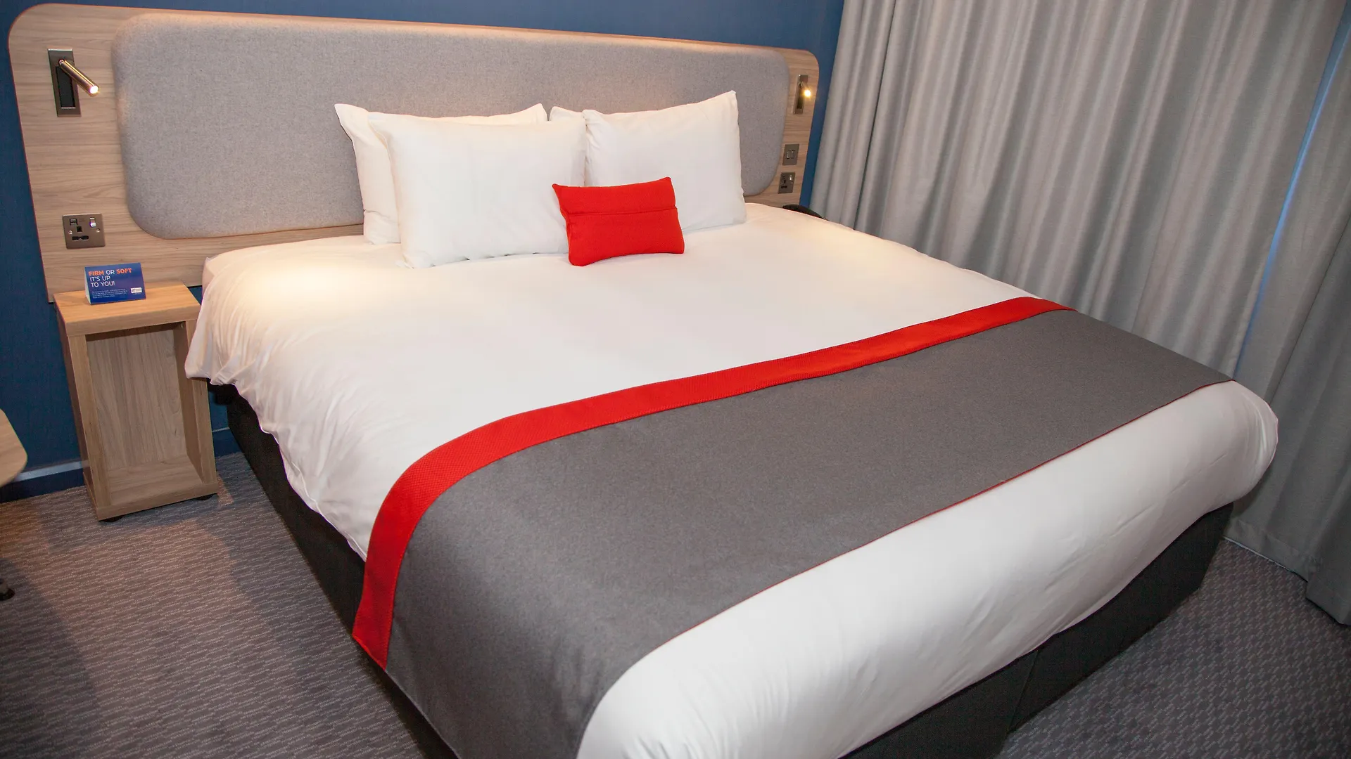Hotel Holiday Inn Express Cardiff Bay By Ihg